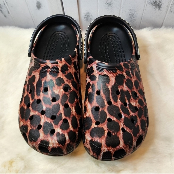 CROCS Animal Remix Clogs - Picture 3 of 3